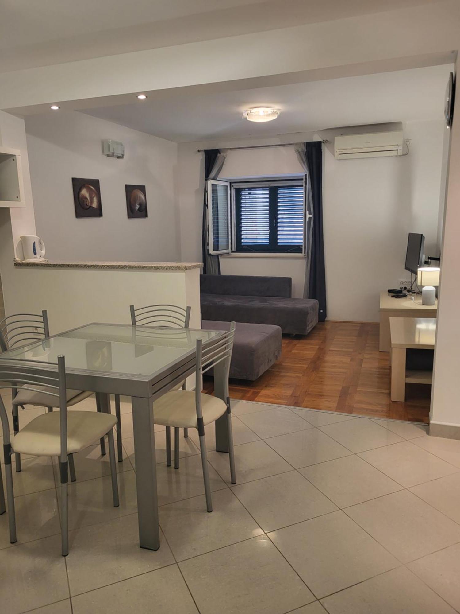 Guest Accomodation Zura Skradin Ngoại thất bức ảnh