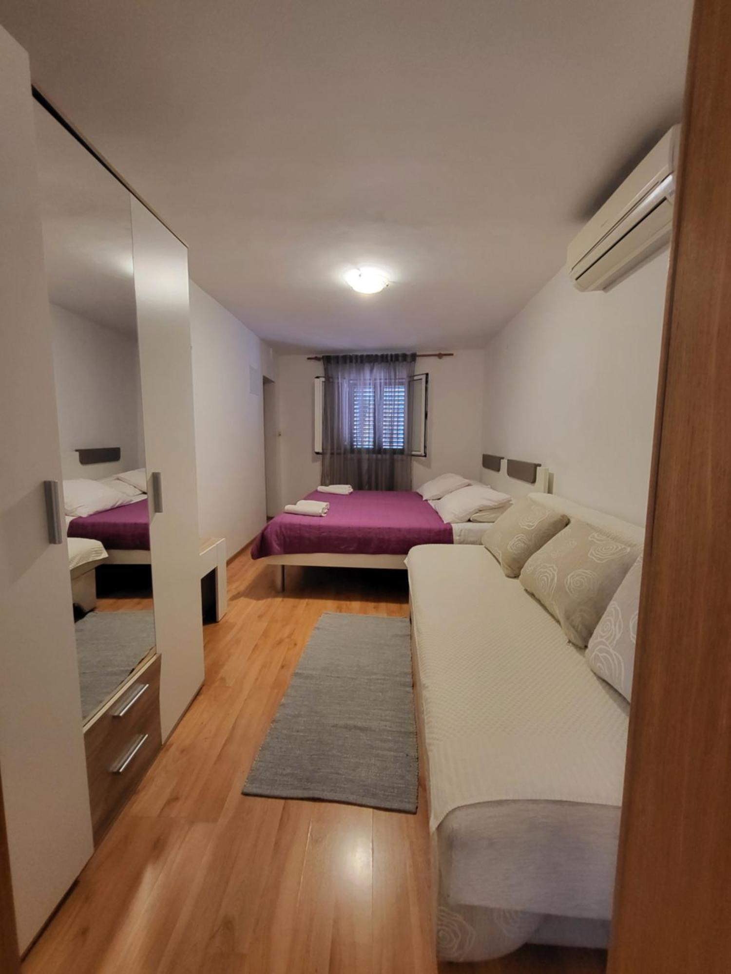 Guest Accomodation Zura Skradin Ngoại thất bức ảnh