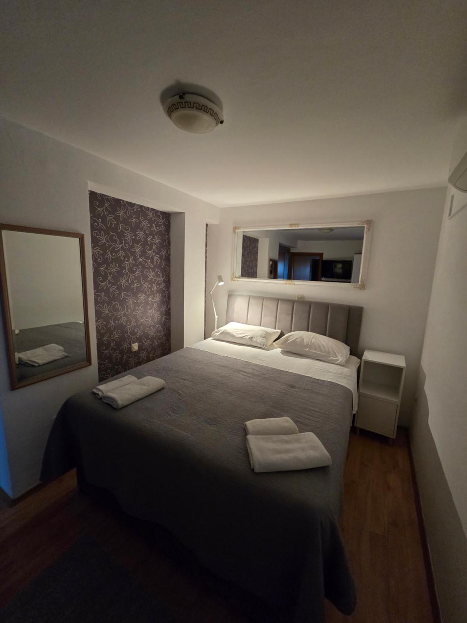 Guest Accomodation Zura Skradin Ngoại thất bức ảnh