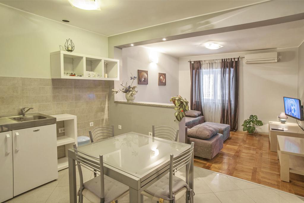 Guest Accomodation Zura Skradin Phòng bức ảnh