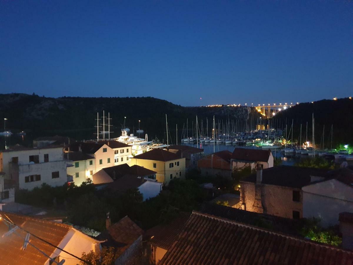 Guest Accomodation Zura Skradin Ngoại thất bức ảnh